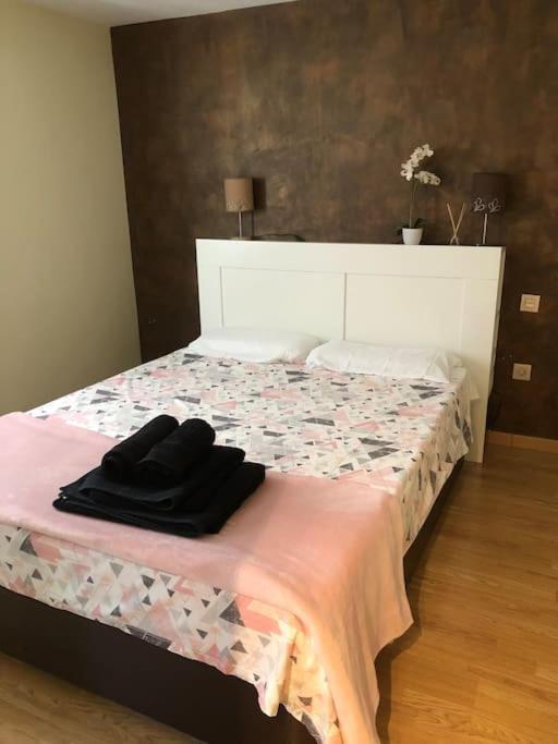 Vivienda De Uso Turistico En El Corazon De Burgosアパートメント エクステリア 写真
